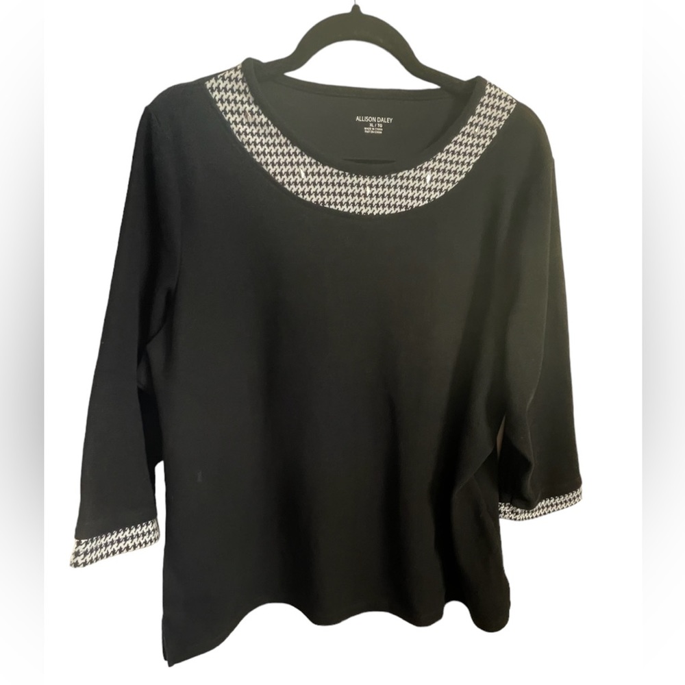 Allison Daley Black with houndstooth trim Sweater - XL